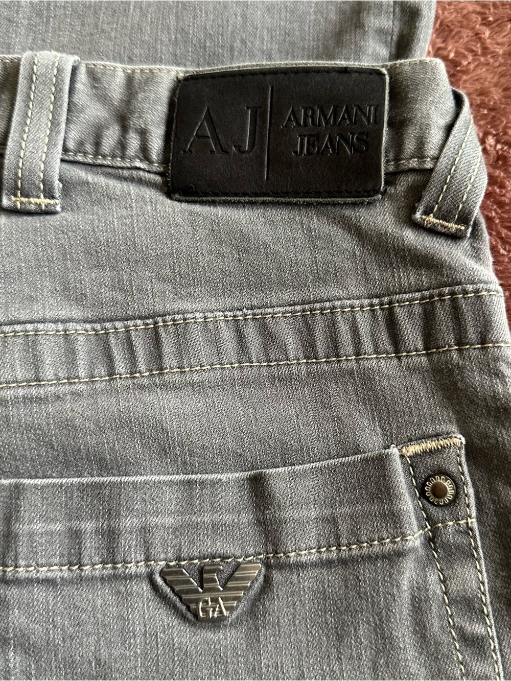 NEW 🔥J08 Armani Jeans 31x30 Light Gray Denim Jeans with Leather Logo Patch